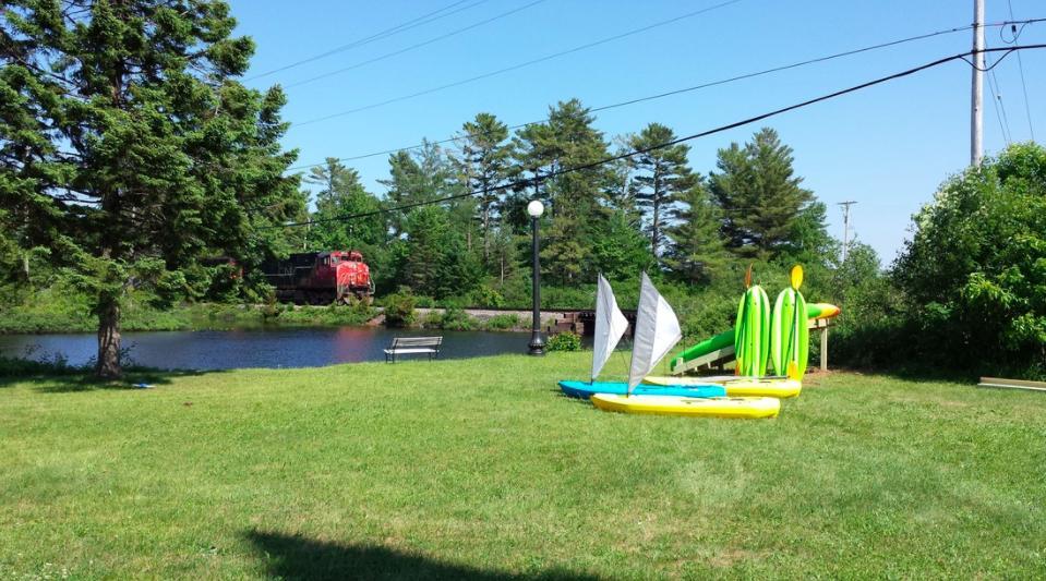 Bear Paw Inn Michigamme Exterior foto
